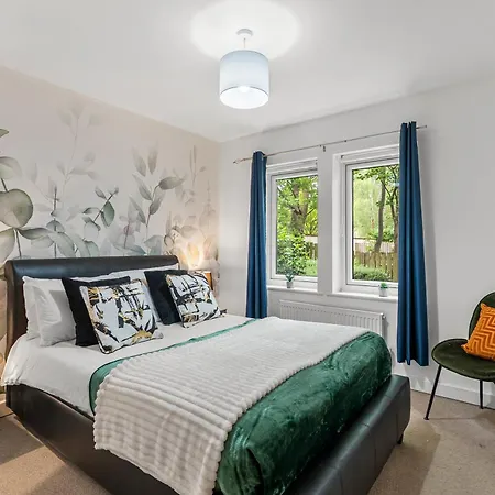 Chic York Getaway - Pool Table - Free Street Parking Appartement *