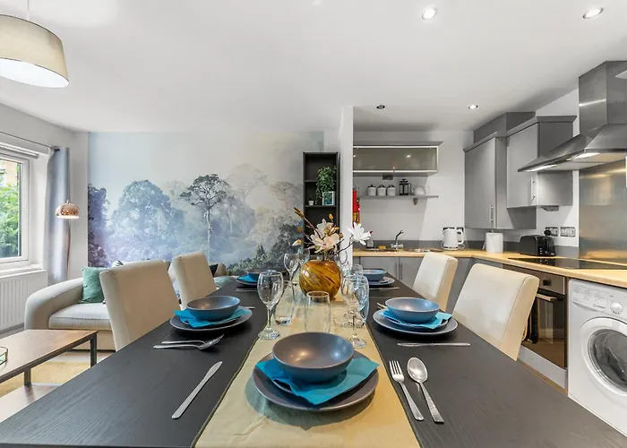 Escape - Pool Table - Free Parking *